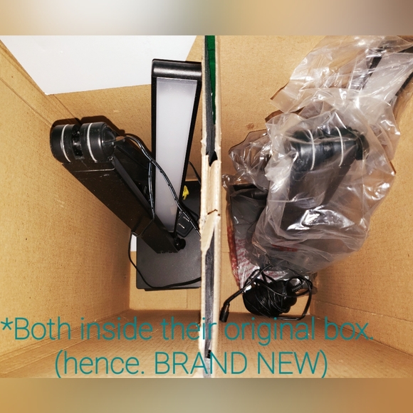 LED Desk Lamp Extendable Design - Picture 2 of 3